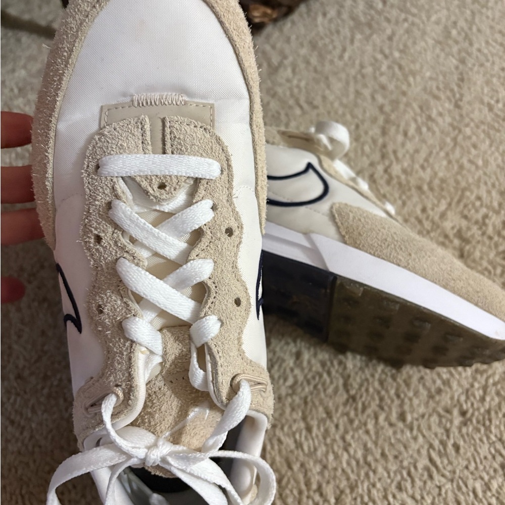 Nike Waffle fontanka style.
 Beige and navy.  Women’s size 8 - Picture 7 of 11